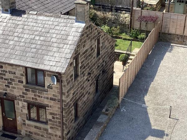 A la foto es mostra l'objecte Brookside Retreat, Dog Friendly situat a la ciutat de Two Dales.