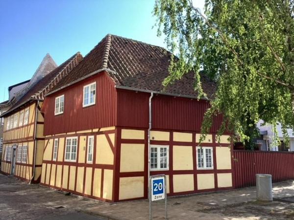 På billedet ses objektet Faaborg Vandrehjem beliggende i byen Faaborg.
