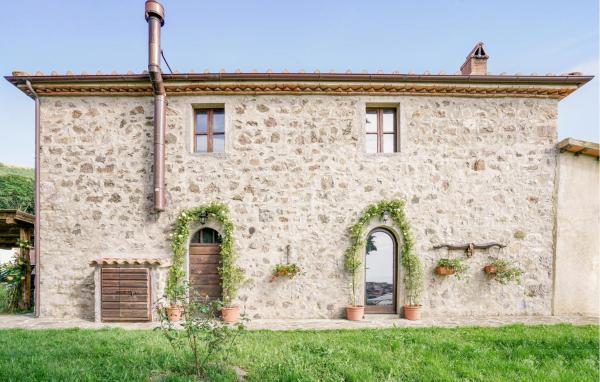 2 Bedroom Nice Home In Stribugliano - Santa Fiora