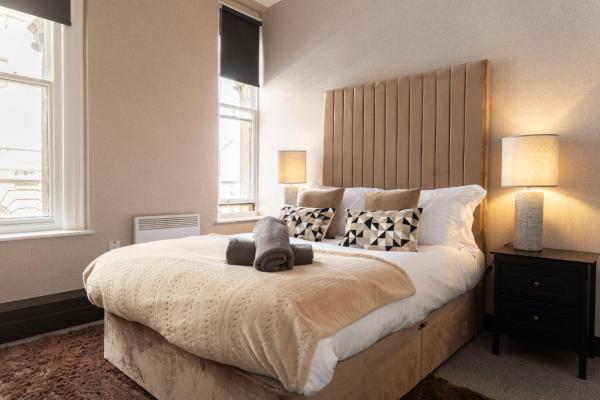 A la foto es mostra l'objecte Crown Street Aparthotel situat a la ciutat de Halifax.