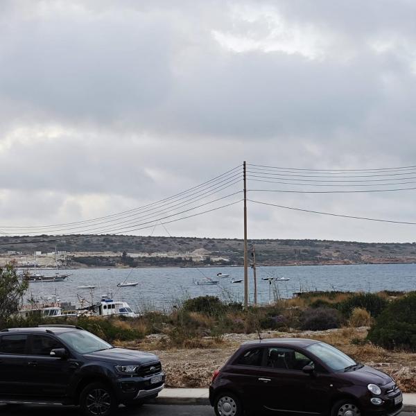 Coastal Charm Ghadira Bay Flat, Mellieħa