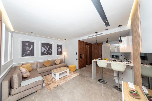A la foto es mostra l'objecte Studio Neuf et Luxueux à 300m du Grand Stade situat a la ciutat de Casablanca.