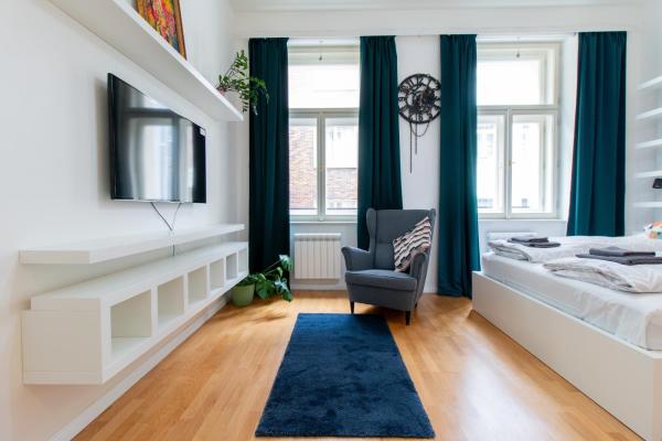 Stay Inn Apartments Stepanska, Прага