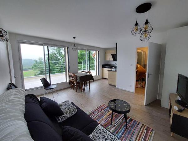A la foto es mostra l'objecte Studio entre Beaune et Dijon situat a la ciutat de Messanges.
