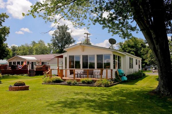 Na zdjęciu widoczny jest obiekt Weller Island Bliss położony w mieście Hammondsport.