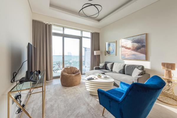 A la foto es mostra l'objecte Modern 1BR at Farhad Azizi Al Jaddaf - Sleeps 4 situat a la ciutat de Dubai.