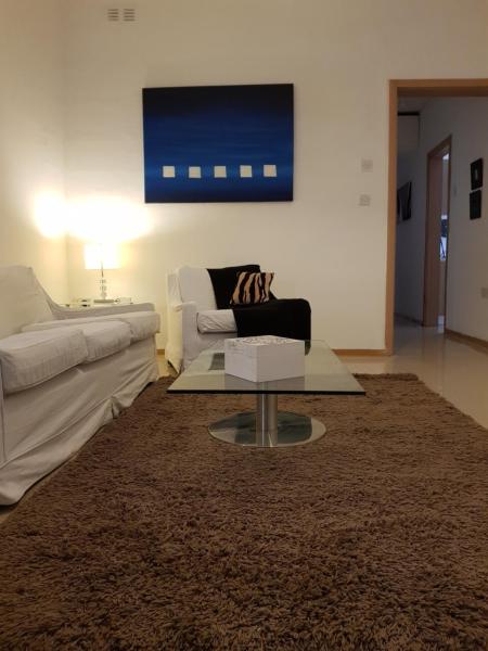 Gorgeous Central Apartment, Сент-Джулианс