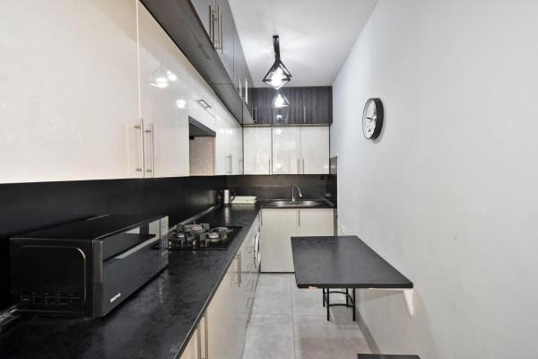LUXURY Spacious apartment ON Saryan Street.Centre, Erevan
