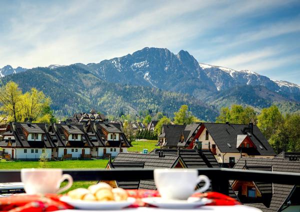 A la foto es mostra l'objecte Grand Podhale Resort&Spa Zakopane - Jacuzzi z możliwością rezerwacji na wyłączność - Widok na Tatry situat a la ciutat de Zakopane.