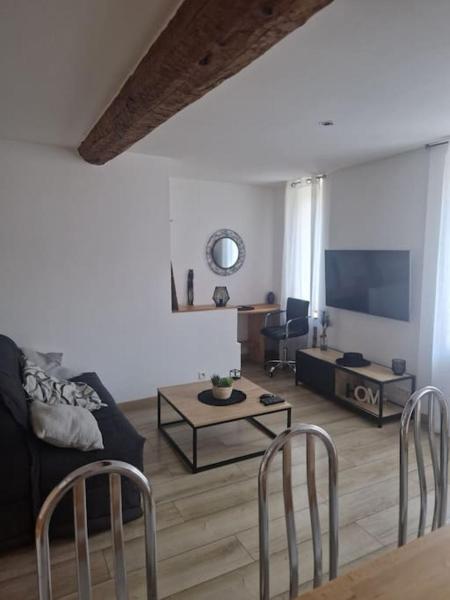 A la foto es mostra l'objecte Appartement dans le Faubourg proche de la plage situat a la ciutat de Cotlliure.