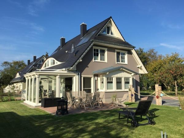 Nella foto è visibile l'oggetto Steentje situato nella città di Zingst.