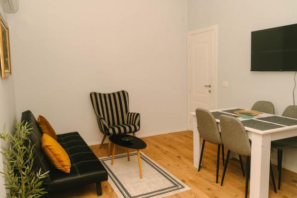 Zdjęcie 8: Studio Flat in Heart Of Tirana