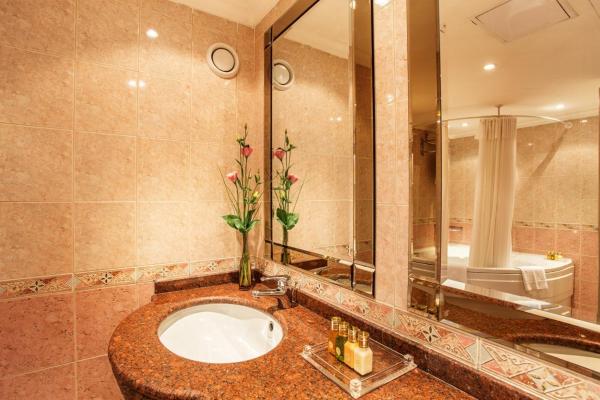 Foto 4: Ramada by Wyndham Sofia City Center