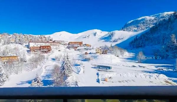 Appartement Lou Pied De Piste Chamrousse - Chamrousse