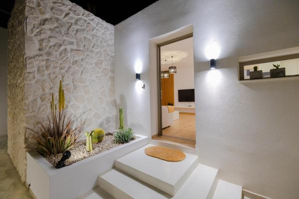 A la foto es mostra l'objecte Ikia Seascape At Stegna situat a la ciutat de Archangelos.