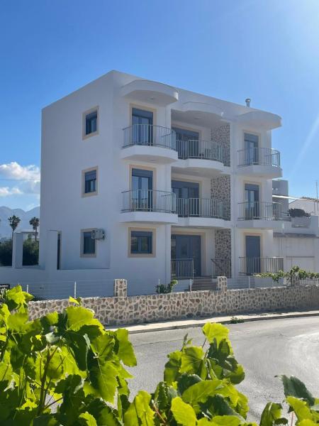 A la foto es mostra l'objecte PARASCHOS APARTMENTS Kardamaina situat a la ciutat de Ciutat de Kos.