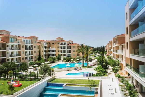 Elysia Park Apartments, Pafos