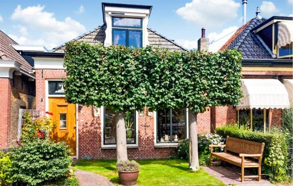 På billedet ses objektet Lovely Home In Sneek With Wifi beliggende i byen Sneek.