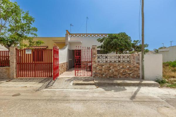 A la foto es mostra l'objecte Villetta Arimar by BarbarHouse situat a la ciutat de Torre Lapillo.