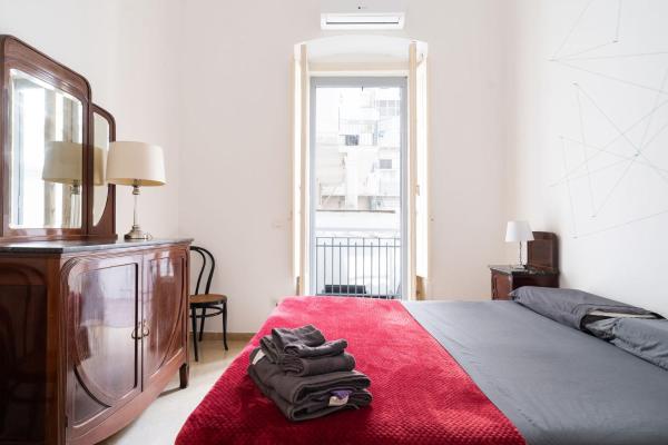 A la foto es mostra l'objecte Nena House situat a la ciutat de Bari.