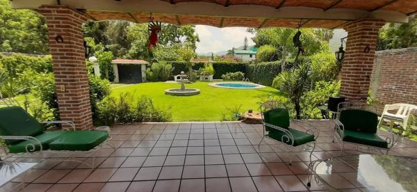 A la foto es mostra l'objecte hermosa casa en ajijic con alberca CLIMATIZADA situat a la ciutat de Ajijic.