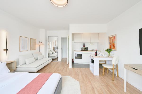 Beautiful and stylish 1-Bedroom with Kitchen and King size bed, Wuppertal