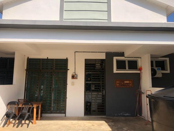 A la foto es mostra l'objecte Homestay Cikgu Rozimah situat a la ciutat de Bedung.