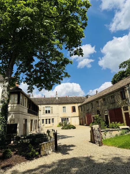 A la foto es mostra l'objecte La Maison Félix, du Domaine Yvon Félix Clerget - Centre de Pommard situat a la ciutat de Pommard.