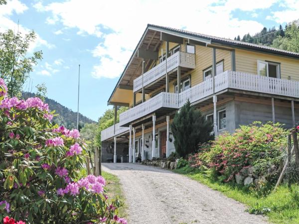 The photo shows the Holiday Home Gule huset by Interhome located in the city of Klinkholmen.
