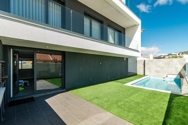 На фото показан объект Prime House Lisbon, расположенный в городе Famões.