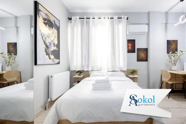 Small studio under Acropolis A!, Atény