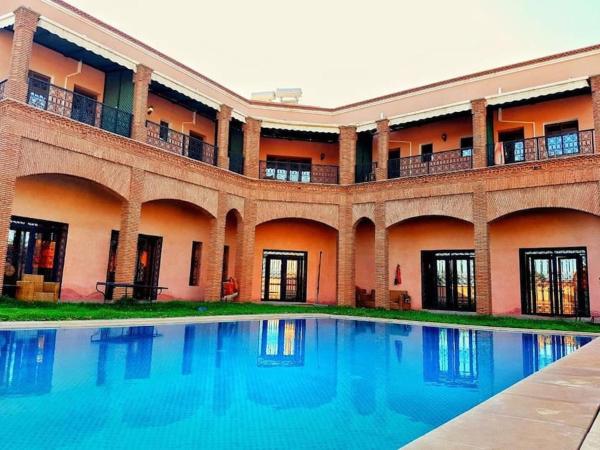På billedet ses objektet Villa 4 chambres piscine beliggende i byen Marrakech.
