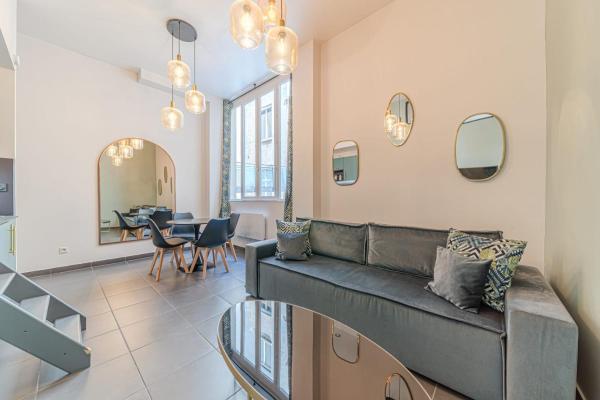 Charming Duplex in the Heart of Lyon Ideal for 2 travelers, Lyon