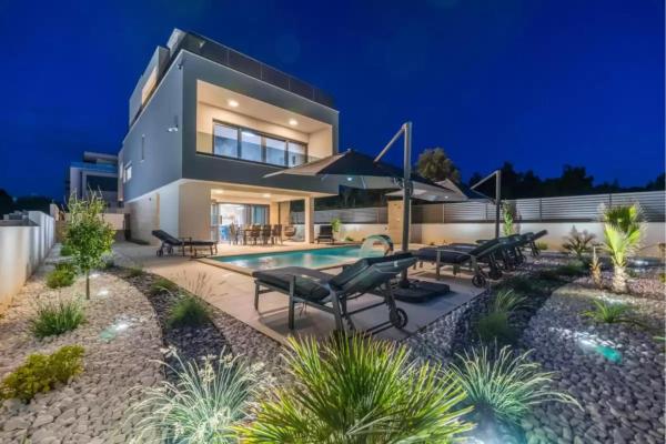 A la foto es mostra l'objecte Seaview villa 032 with pool situat a la ciutat de Zaton.