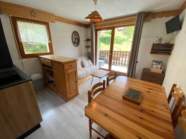A la foto es mostra l'objecte Appartement cosy avec balcon, WIFI et parking à Châtel - FR-1-693-80 situat a la ciutat de Châtel.