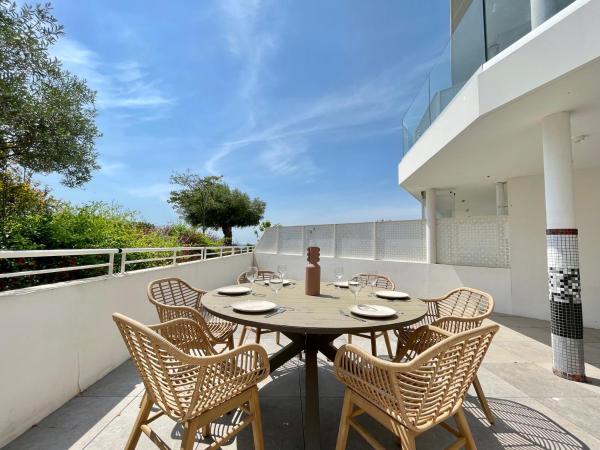 Na fotografii je vidět objekt Appartement de standing 3 pièces avec clim, garage double, proche plages et commerces à Sète - FR-1-338-572 nacházející se ve městě Sète.