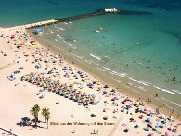 A la foto es mostra l'objecte El Rey del Arenal Bol situat a la ciutat de Calp.