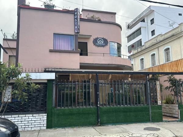 A la foto es mostra l'objecte Hostal CASA FRANCISCANA situat a la ciutat de Quito.