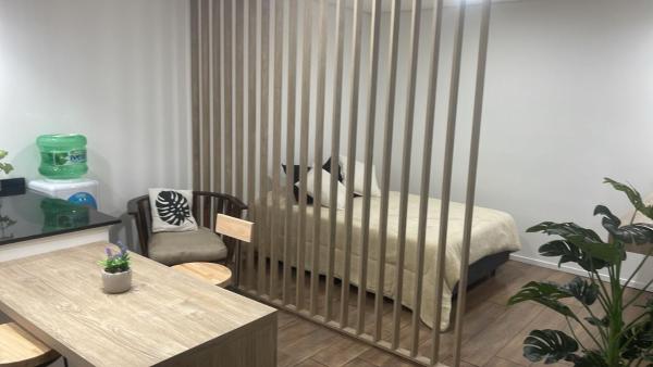 A la foto es mostra l'objecte Hospedaje posada en Ezeiza situat a la ciutat de Ezeiza.