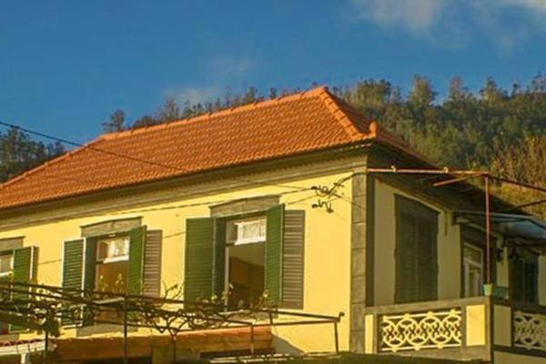 Nella foto è visibile l'oggetto Typical Farm Apartment situato nella città di Arco da Calheta.