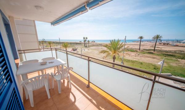 A la foto es mostra l'objecte R154 Apartamento Frente al Mar en Coma-Ruga 3 situat a la ciutat de Coma-ruga.