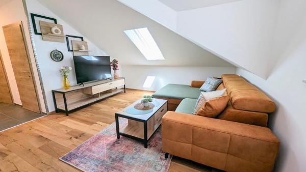 The photo shows the InnStyle Apartment Braunau am Inn located in the city of Ranshofen.