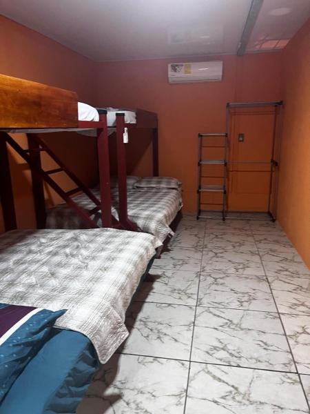 A la foto es mostra l'objecte Hospedaje Estrella Del Golf, Playa, Puerto Jimenez situat a la ciutat de Barrigones.