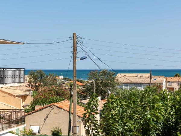 A la foto es mostra l'objecte Appartement près de la plage, 2 chambres, balcon, parking privé, 5 pers, Saint Pierre la Mer - FR-1-229D-137 situat a la ciutat de Fleury.