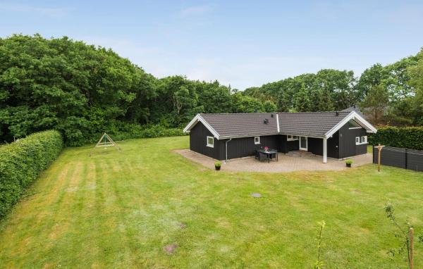 På billedet ses objektet 4 Bedroom Cozy Home In Ansager beliggende i byen Ansager.