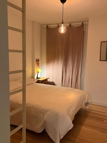 Na zdjęciu widoczny jest obiekt Stylish central apartment ideal for couples or small families położony w mieście Santander.