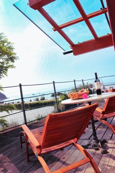 Beachfront Oasis Fiesa - 20m To Sea, Terrace & Parking - Portorož