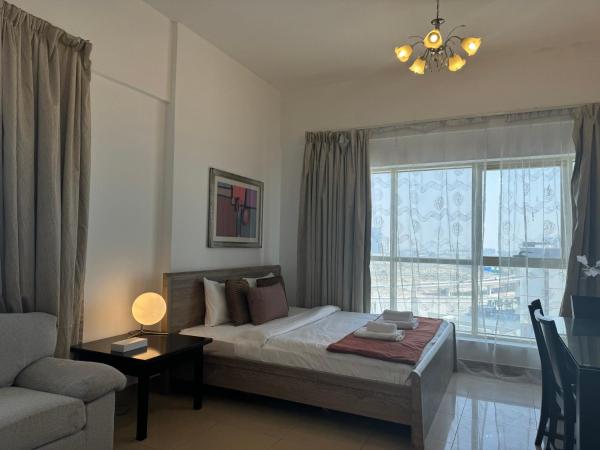 Ashri HH, Studio in Dana Tower, Dubaj