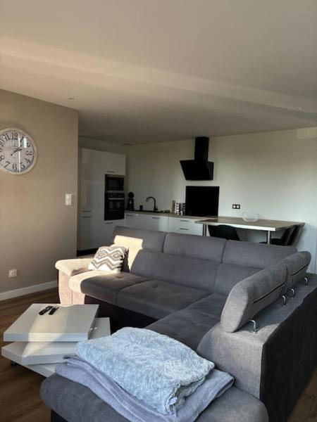 På billedet ses objektet Appartement proche de la gare beliggende i byen Rodez.
