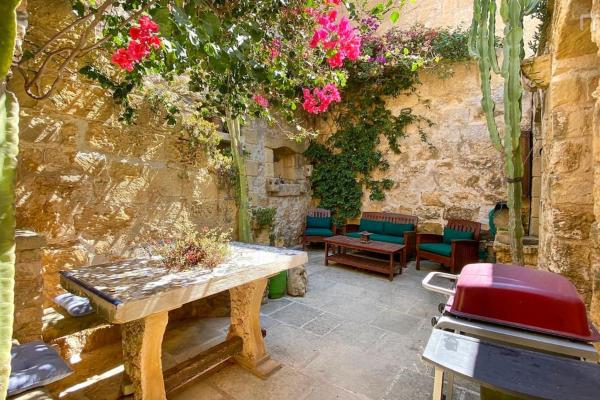 Mandy - A Quaint Farmhouse In Gozo - Malta